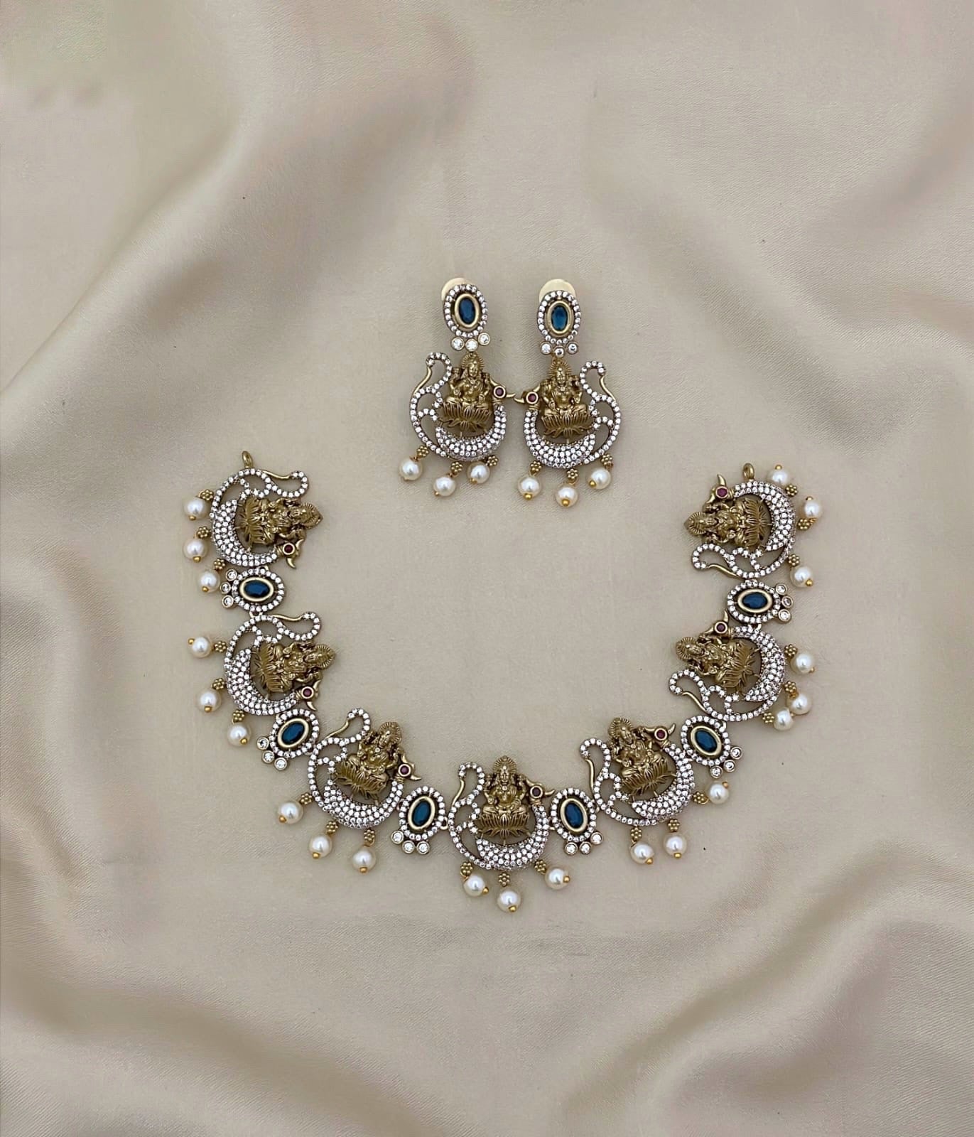 Lakshmi design with stones (DR-47)