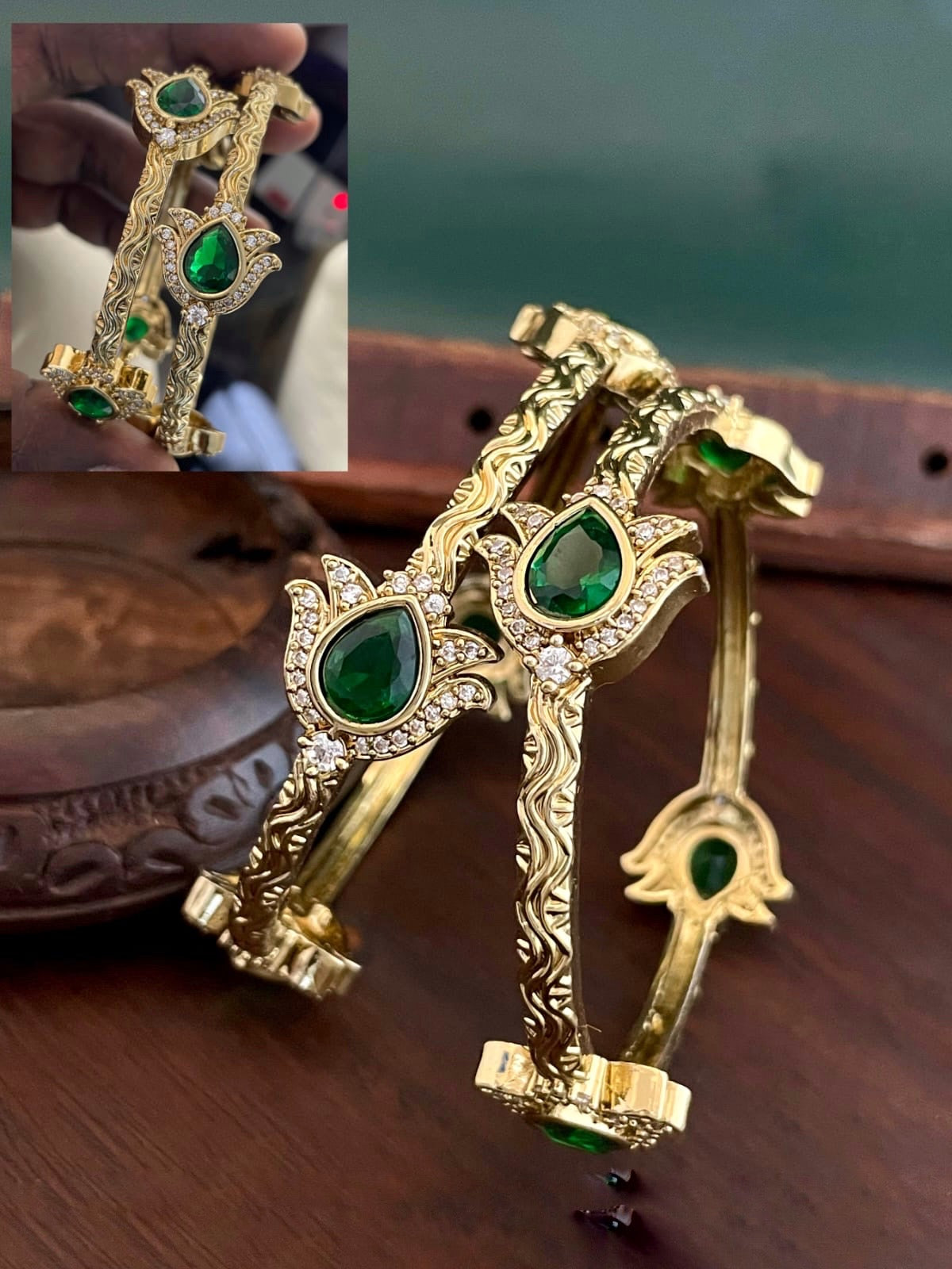 Leaf design bangles (BA-17)