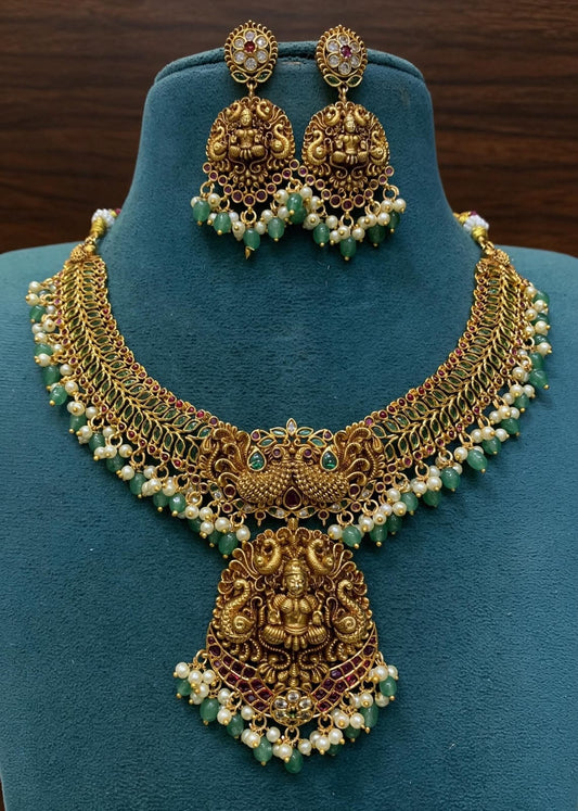 Grand premium necklace
