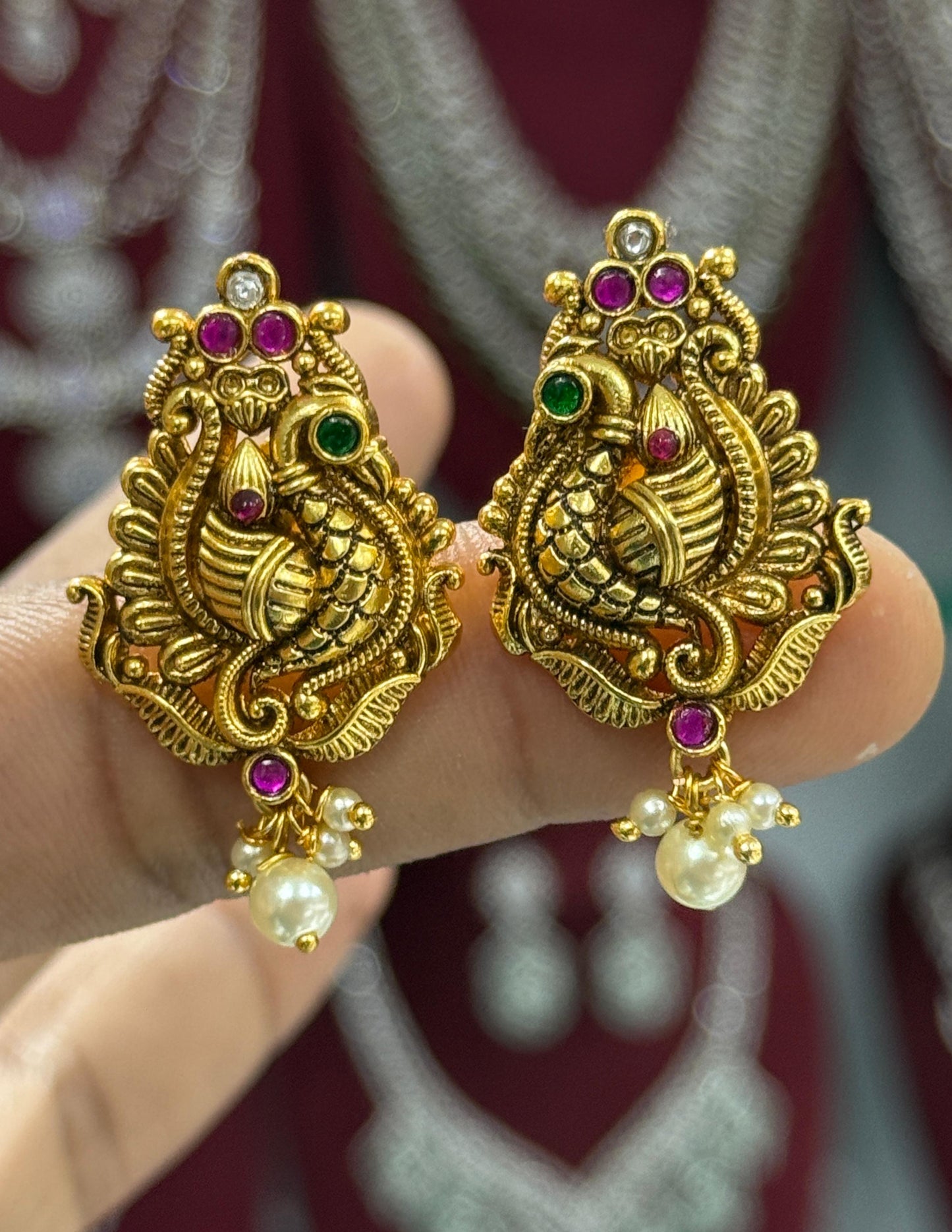Good replica earing