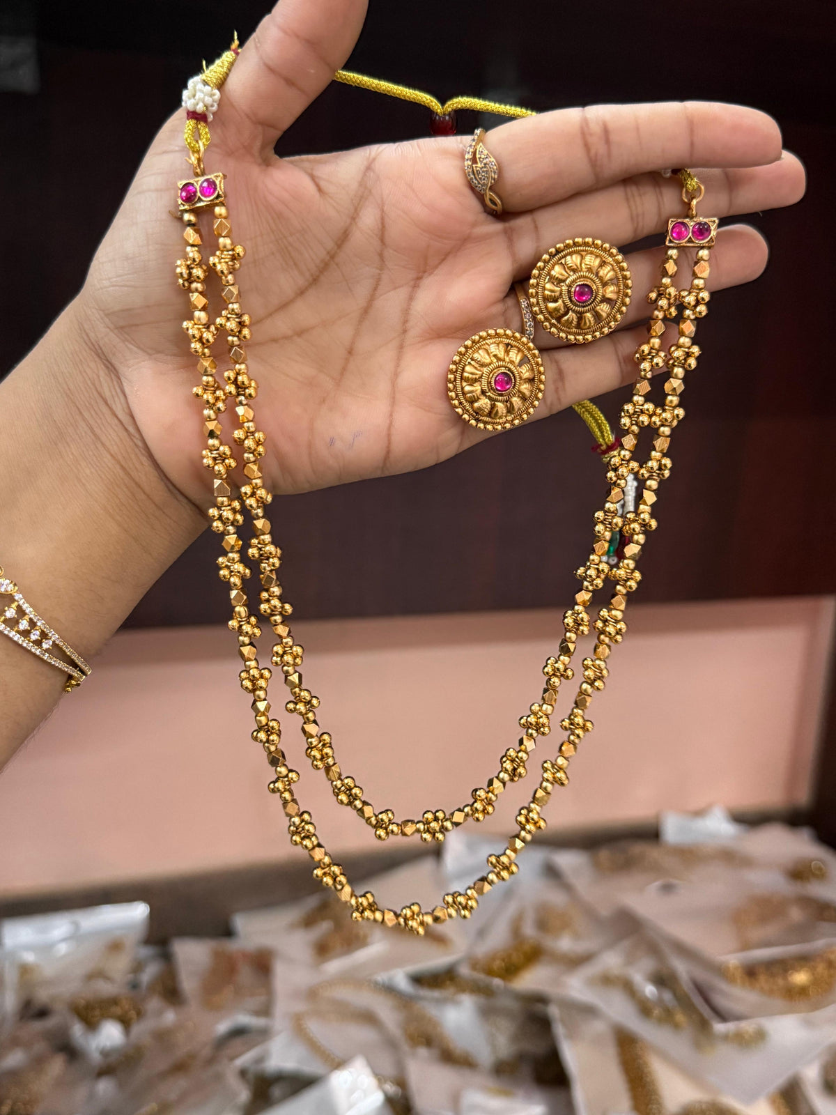 2 layer beads necklace