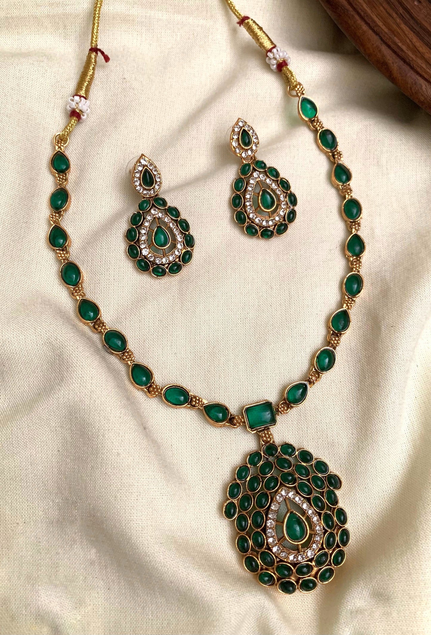 Trendy budget necklace (N-36)