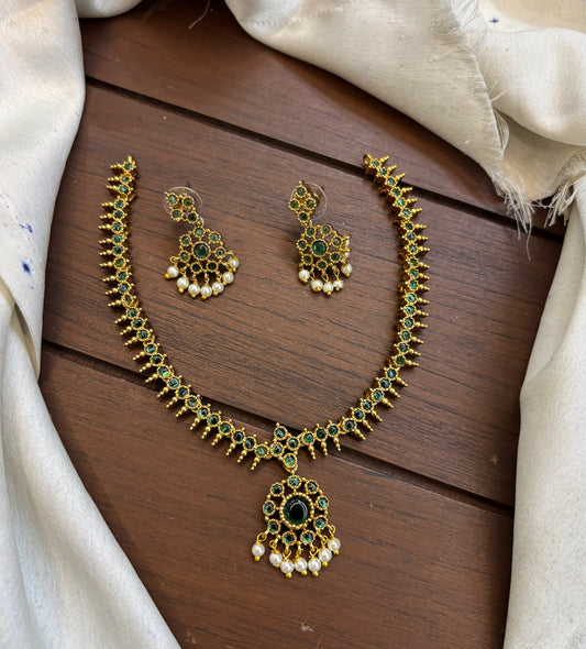 Simple necklace