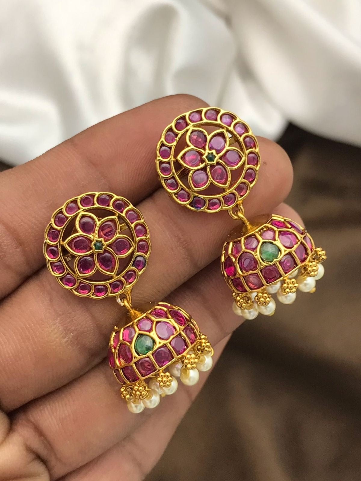 Round jumka