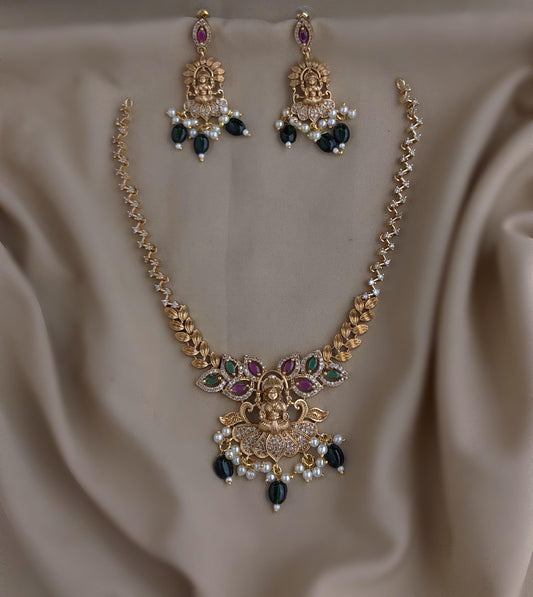 Lakshmi leaf design pendent