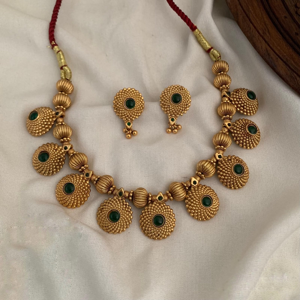 Bottu necklace