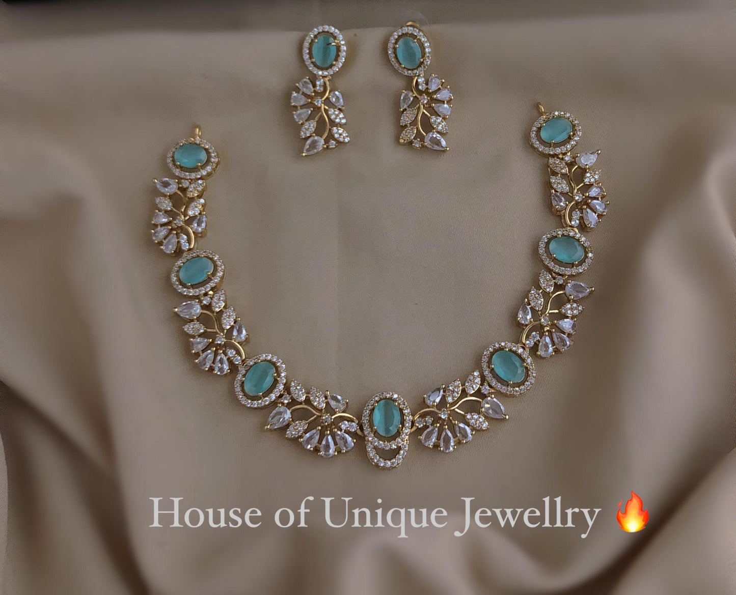 Simple cz neckalce