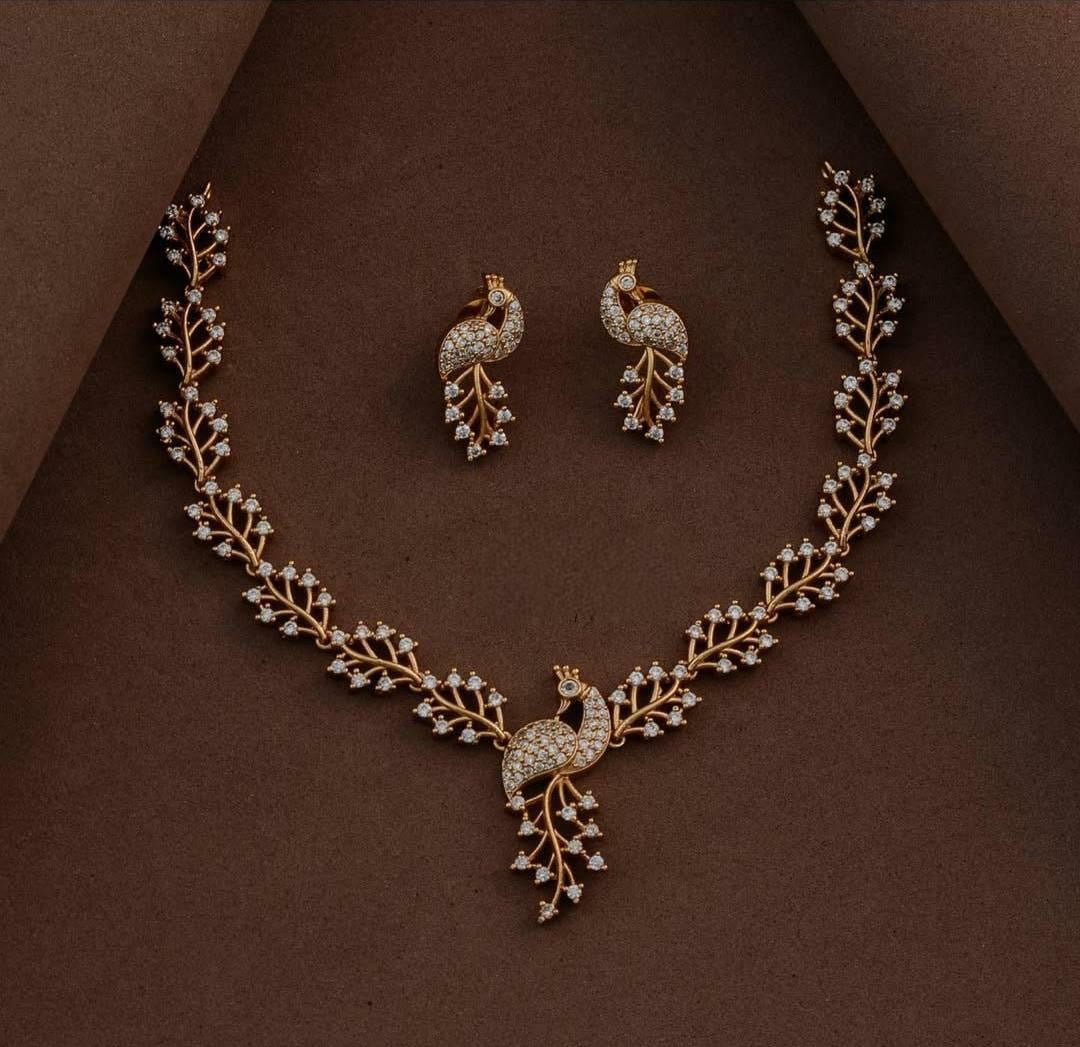 Peacock design necklace (N-90)