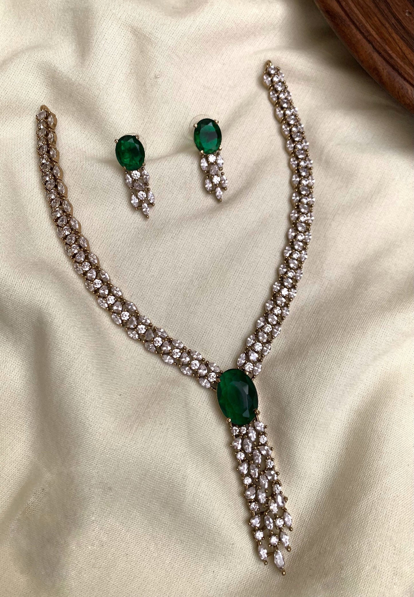 Trending necklace (DR-41)