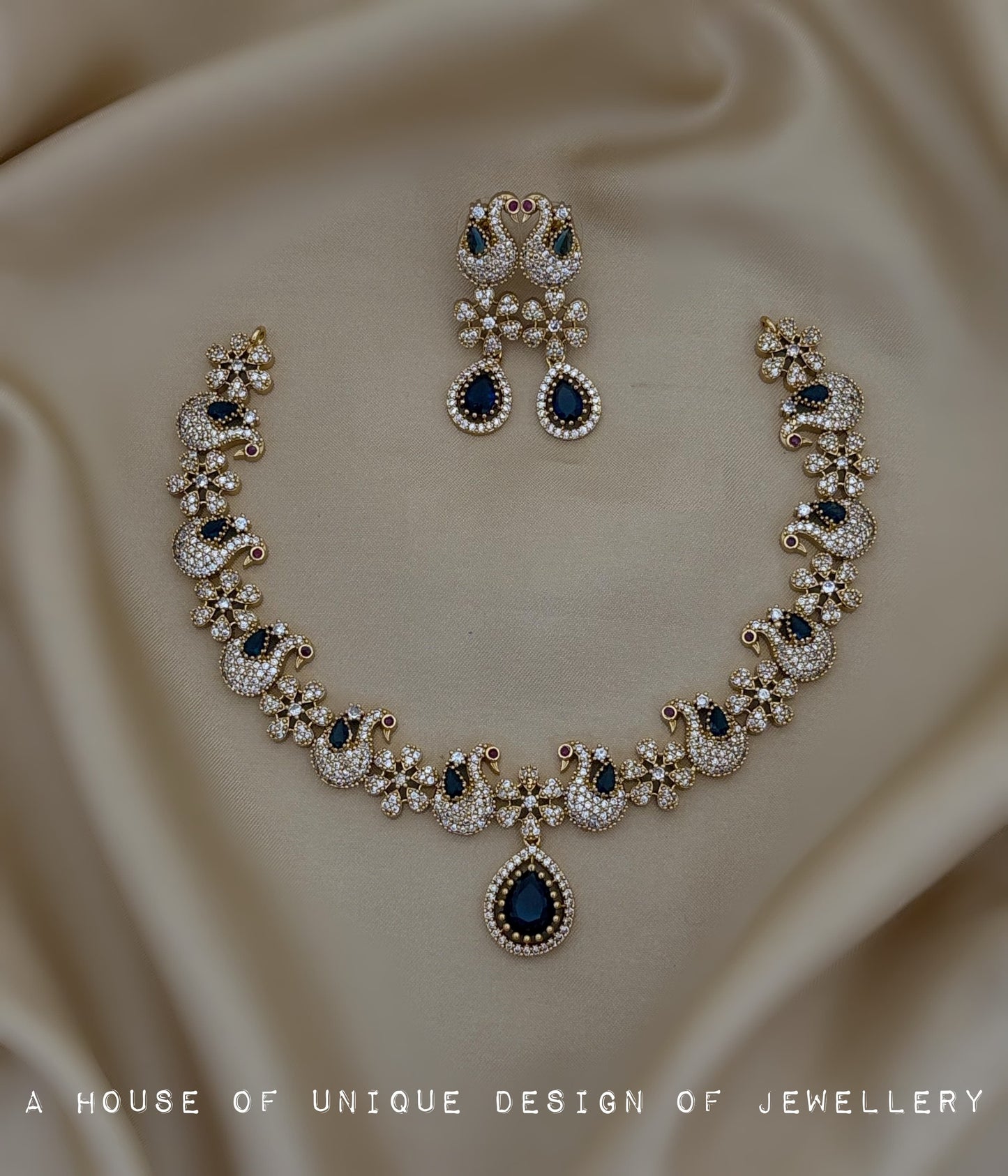 Simple stone necklace