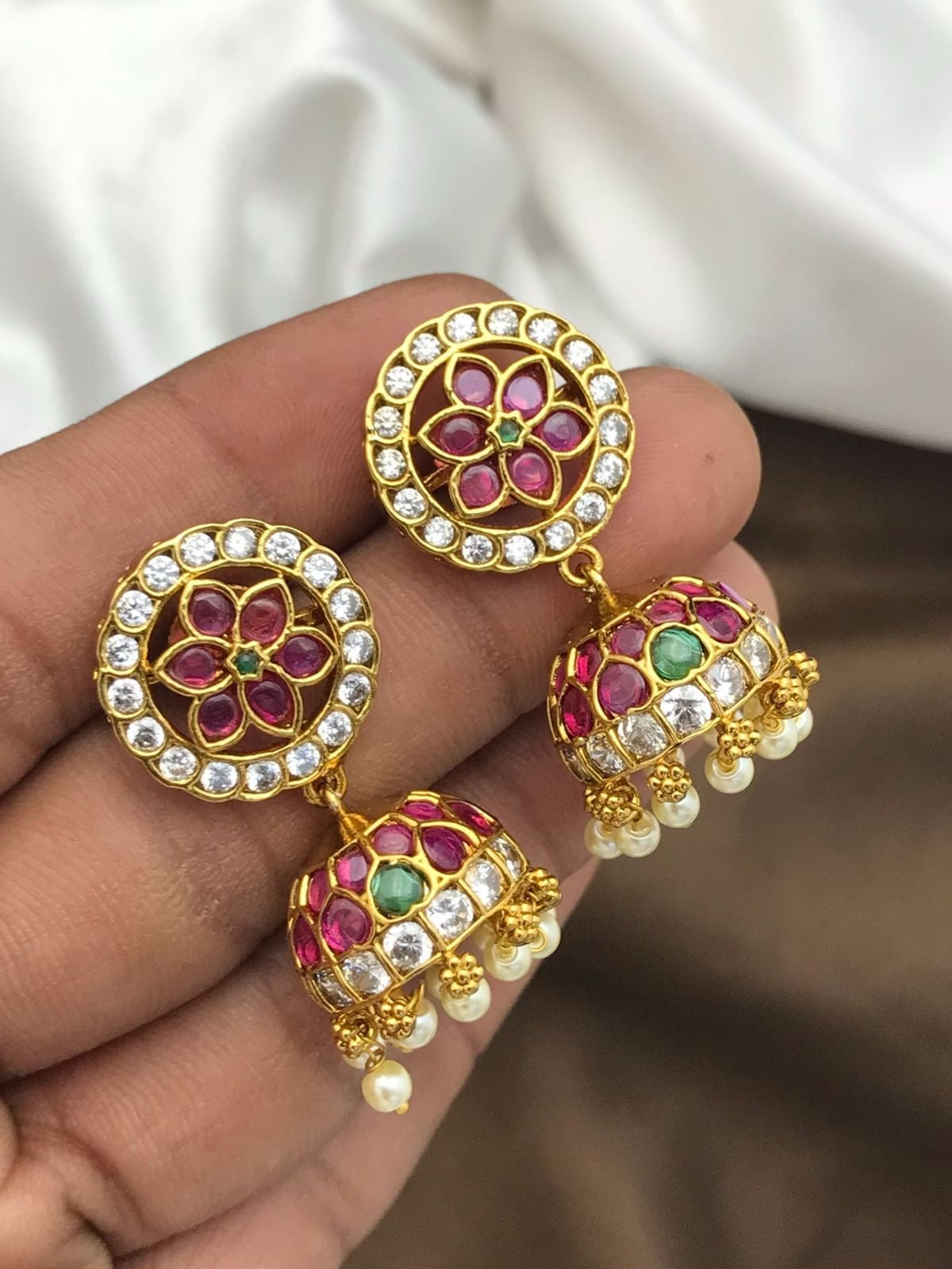 Round jumka