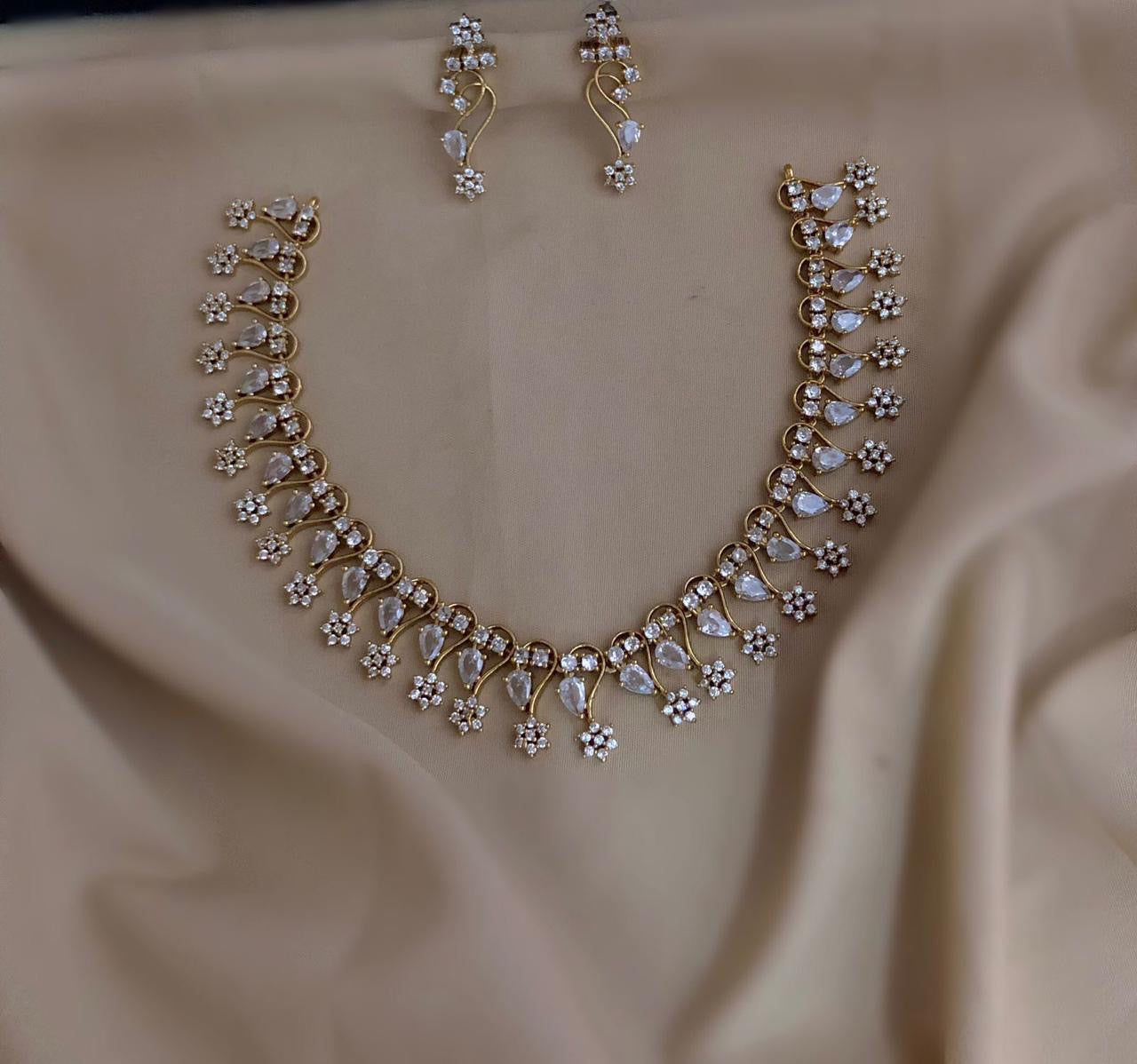 Stone simple necklace