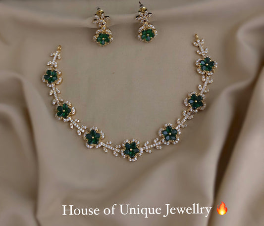 Flower stone necklace