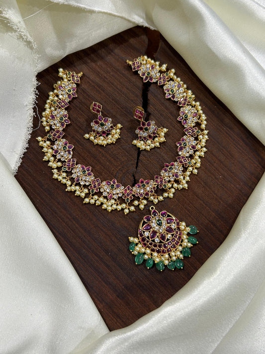 Jadau necklace