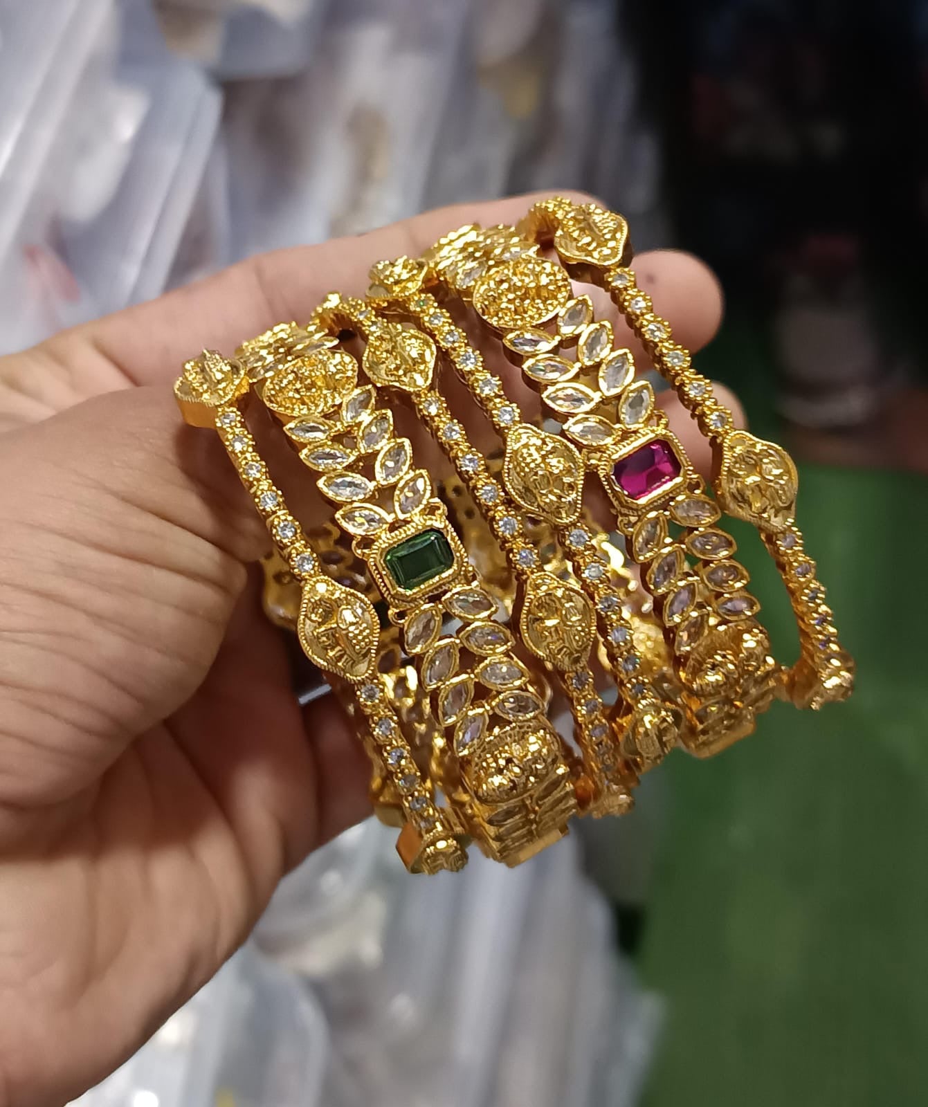 Set of 6 bangles