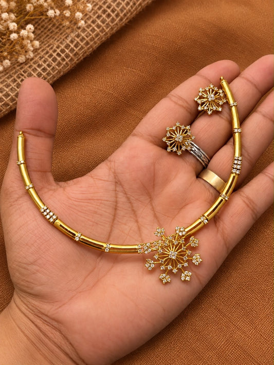 Stone pendent hasli
