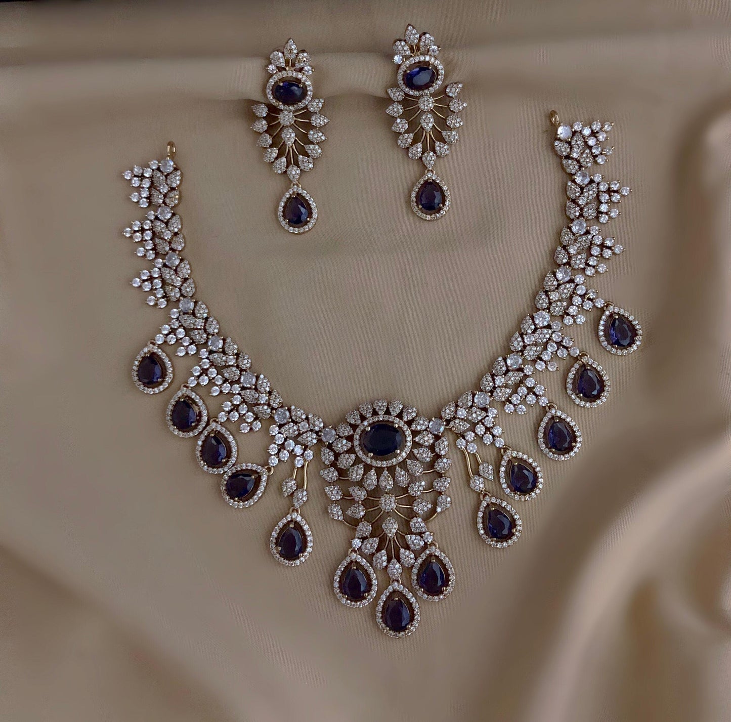 Grand reception necklace (DR-63)