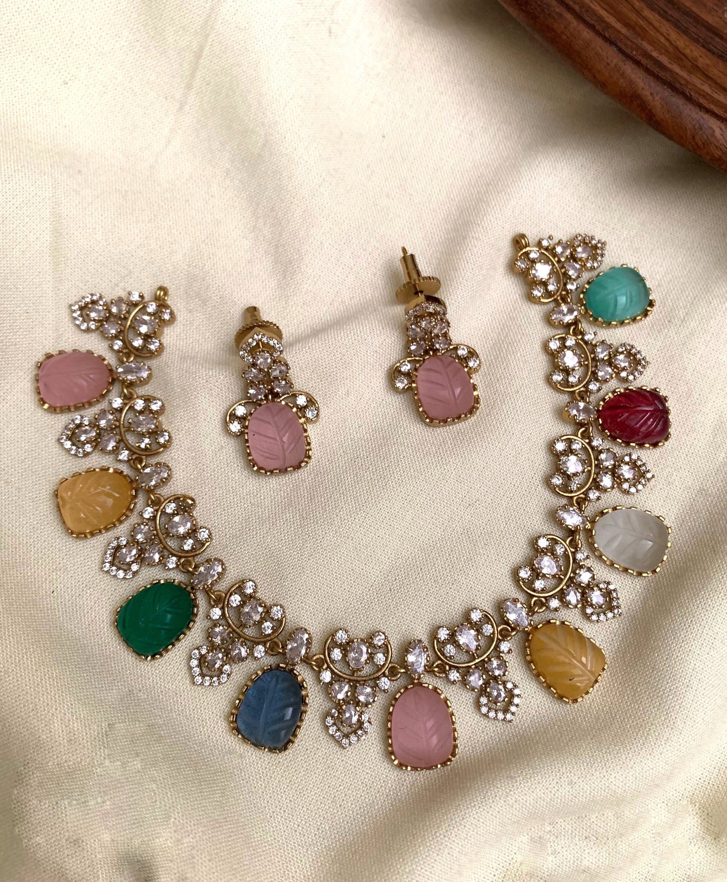 Navarathna necklace (PJ-40)