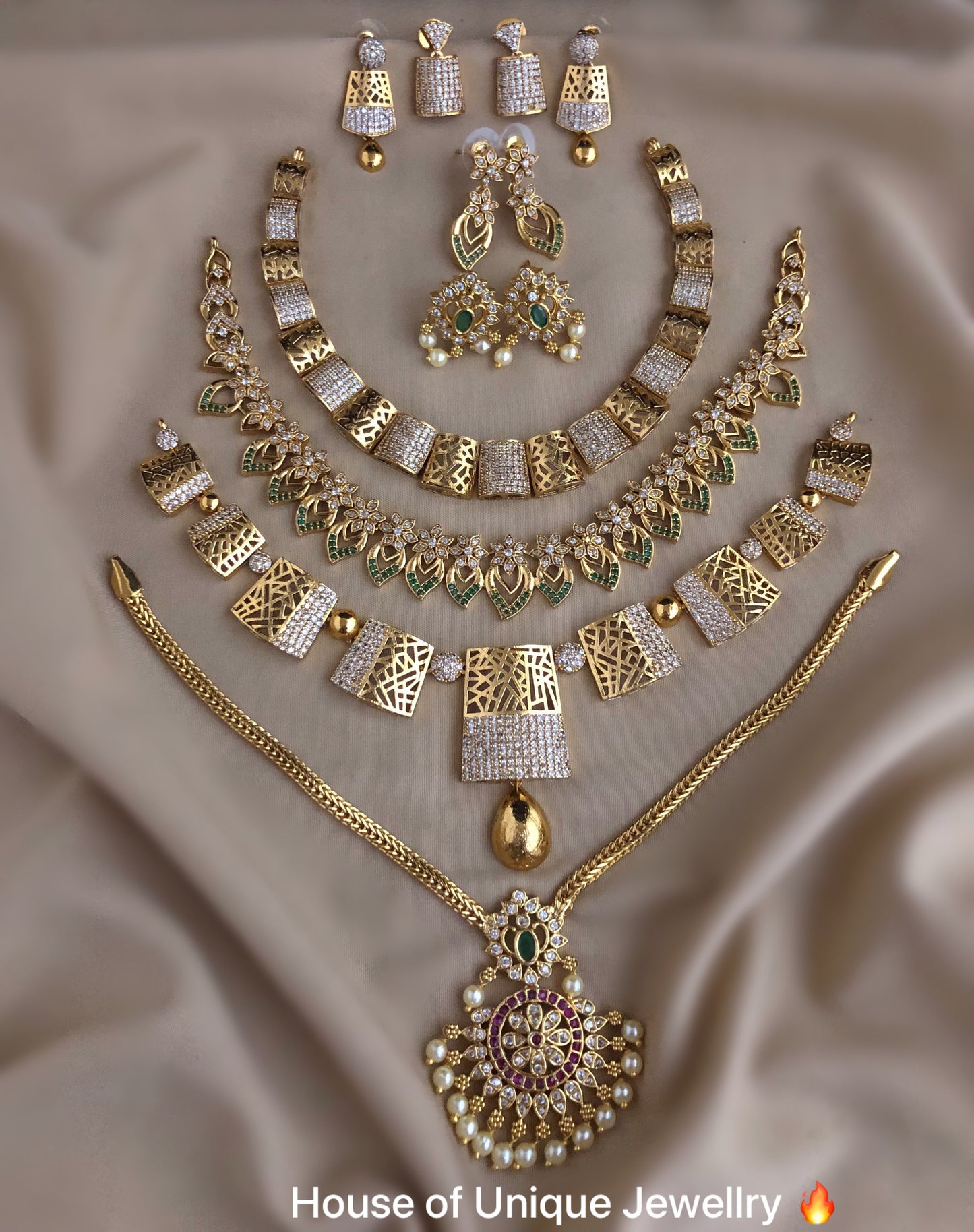 Combo set of 4
