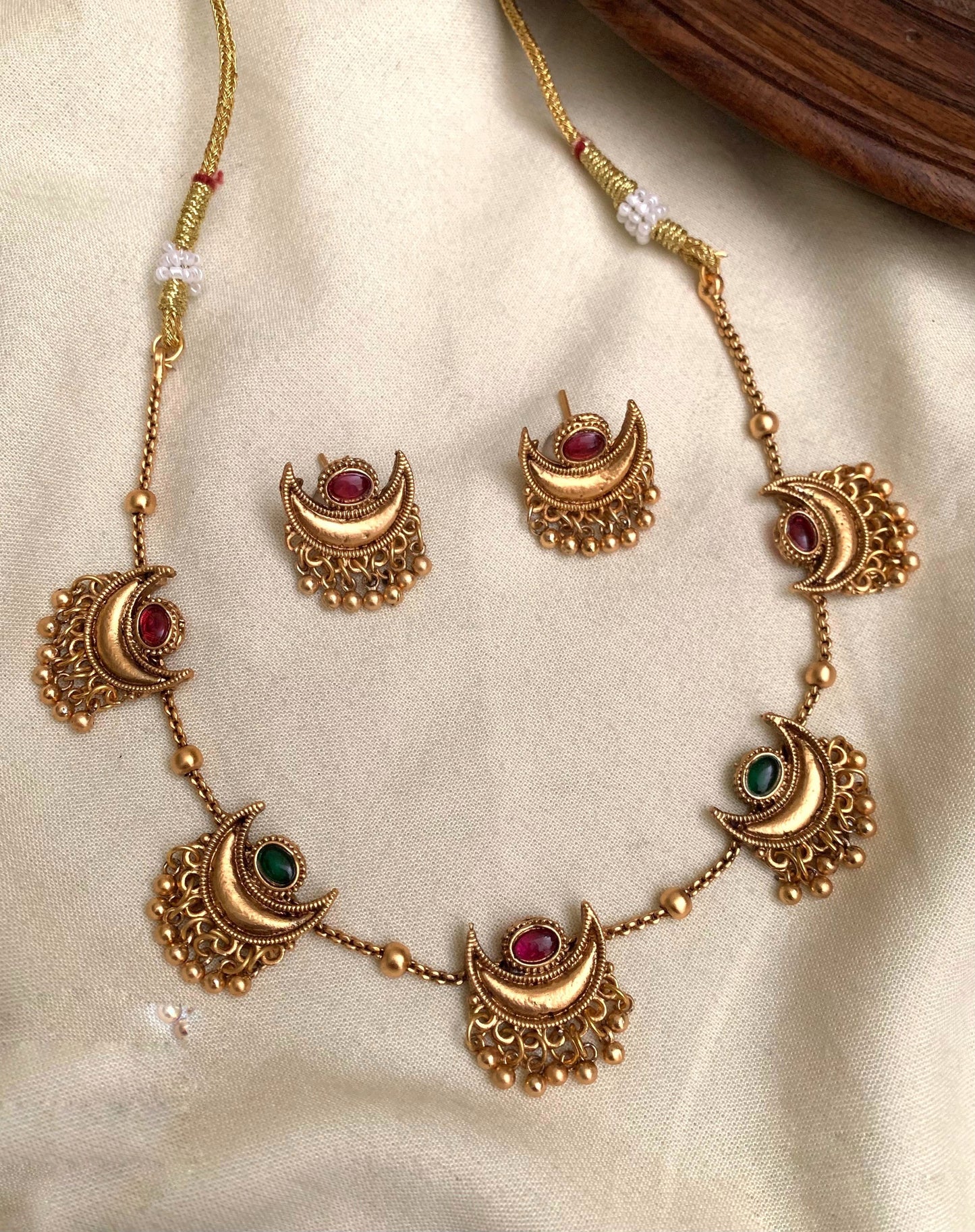 Half moon with gold drops (N-8)
